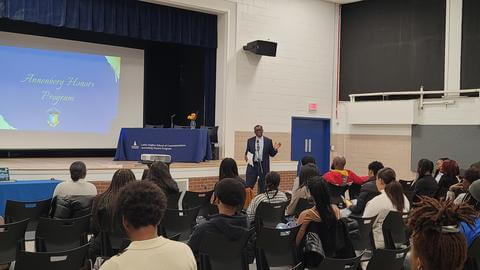 Annenberg Director Chuka Onwumechili gives Annenberg presentation